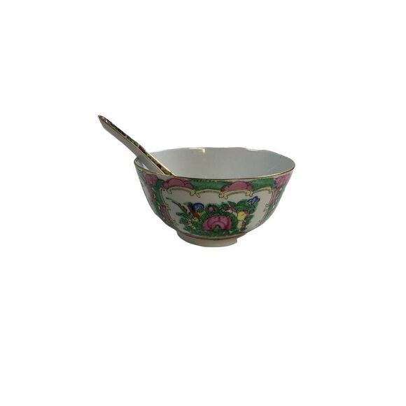 Vintage Y.T. Hong Kong Porcelain Hand Painted Rose Medallion Bowl W/ Soup Spoon - Picture 1 of 7